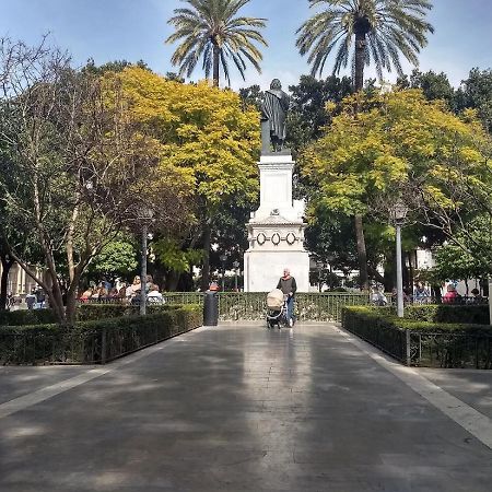 Downtown Plaza Del Museo Apartman Sevilla Kültér fotó
